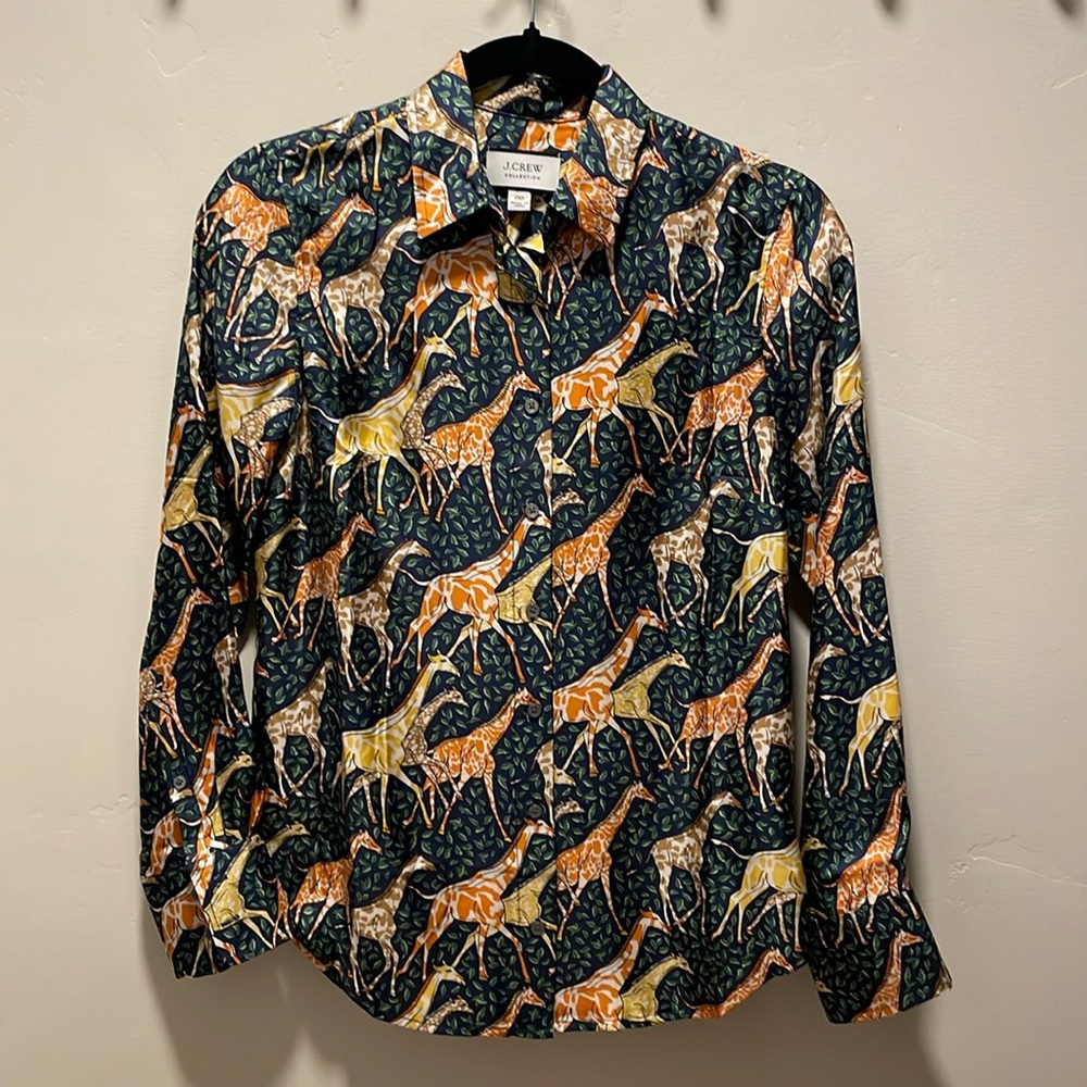 J Crew %100 silk blouse giraffe designs size 00